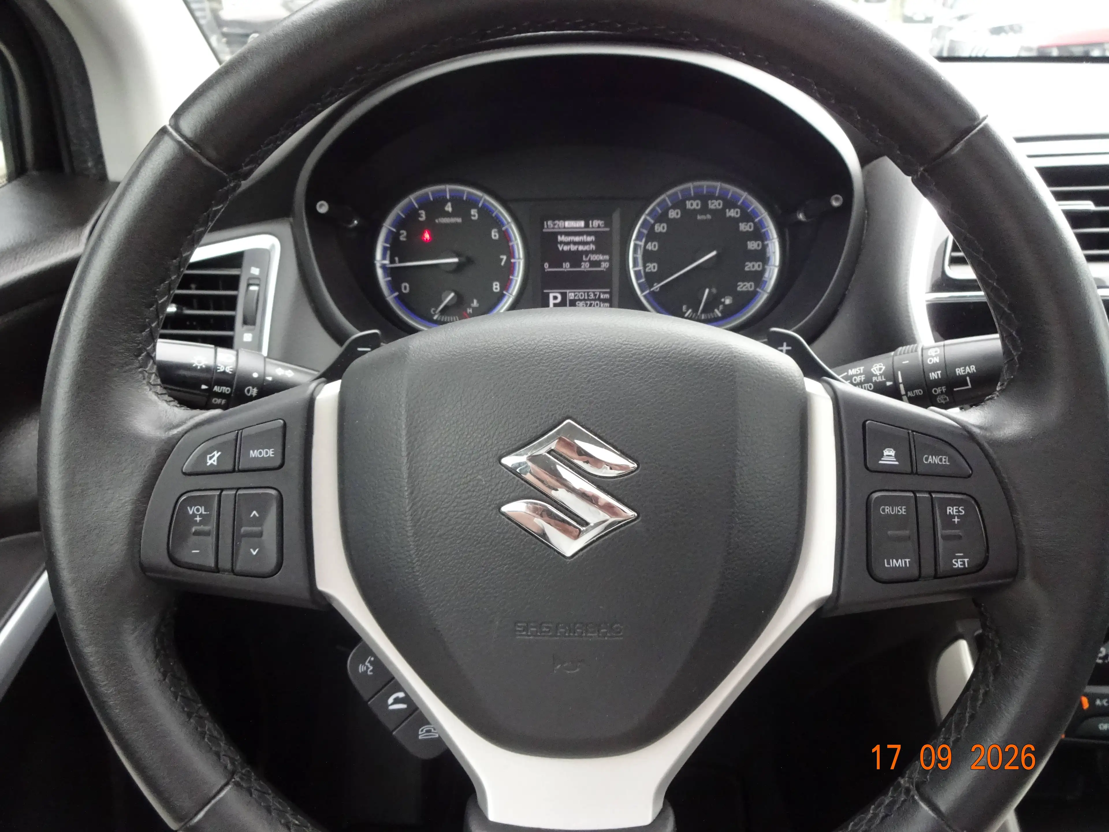 Suzuki SX4 S-Cross Club — photo 10