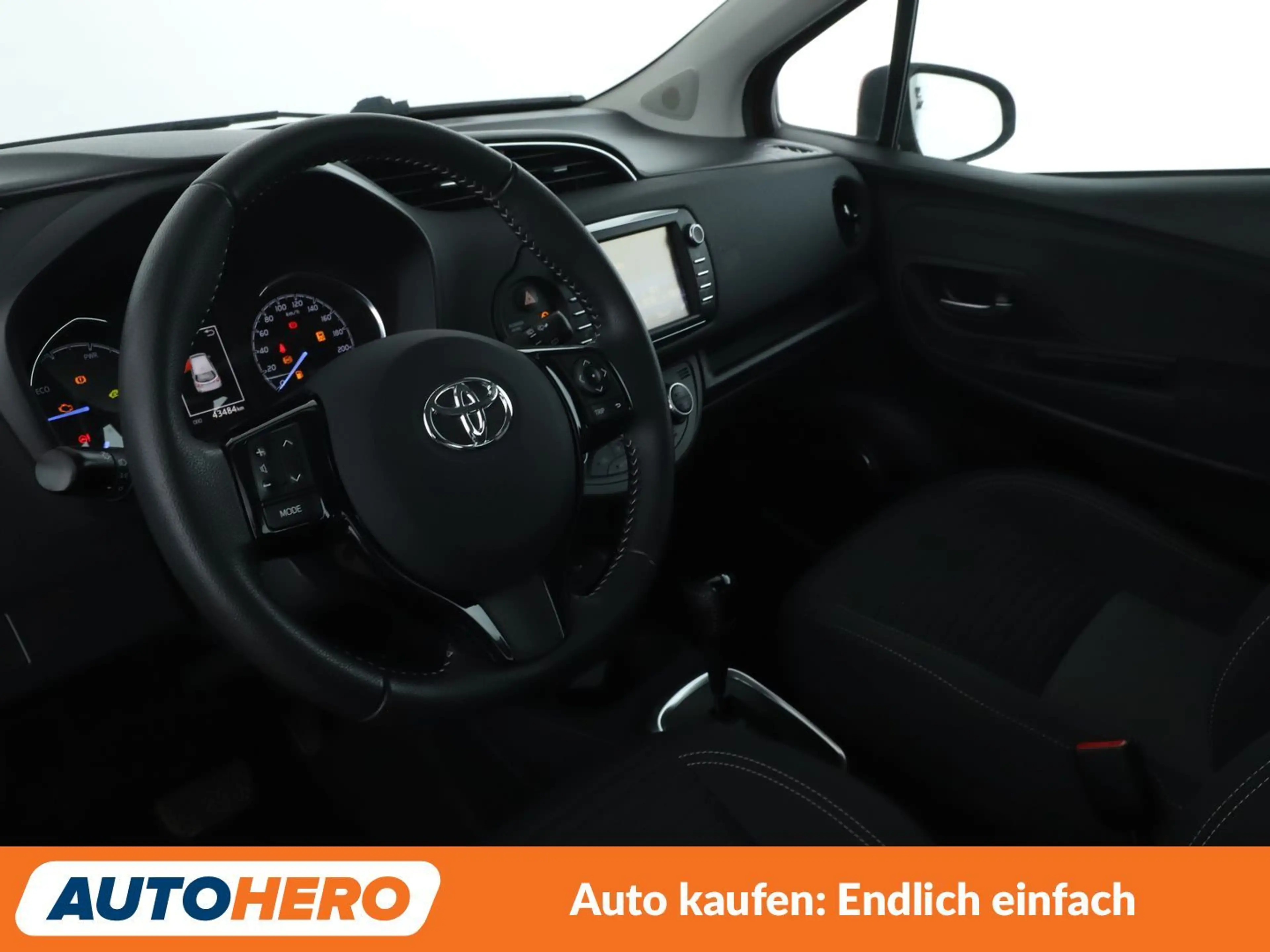 Toyota Yaris 1.5 Hybrid Team D Aut.*SPUR*KLIMA*GARANTIE* — photo 11