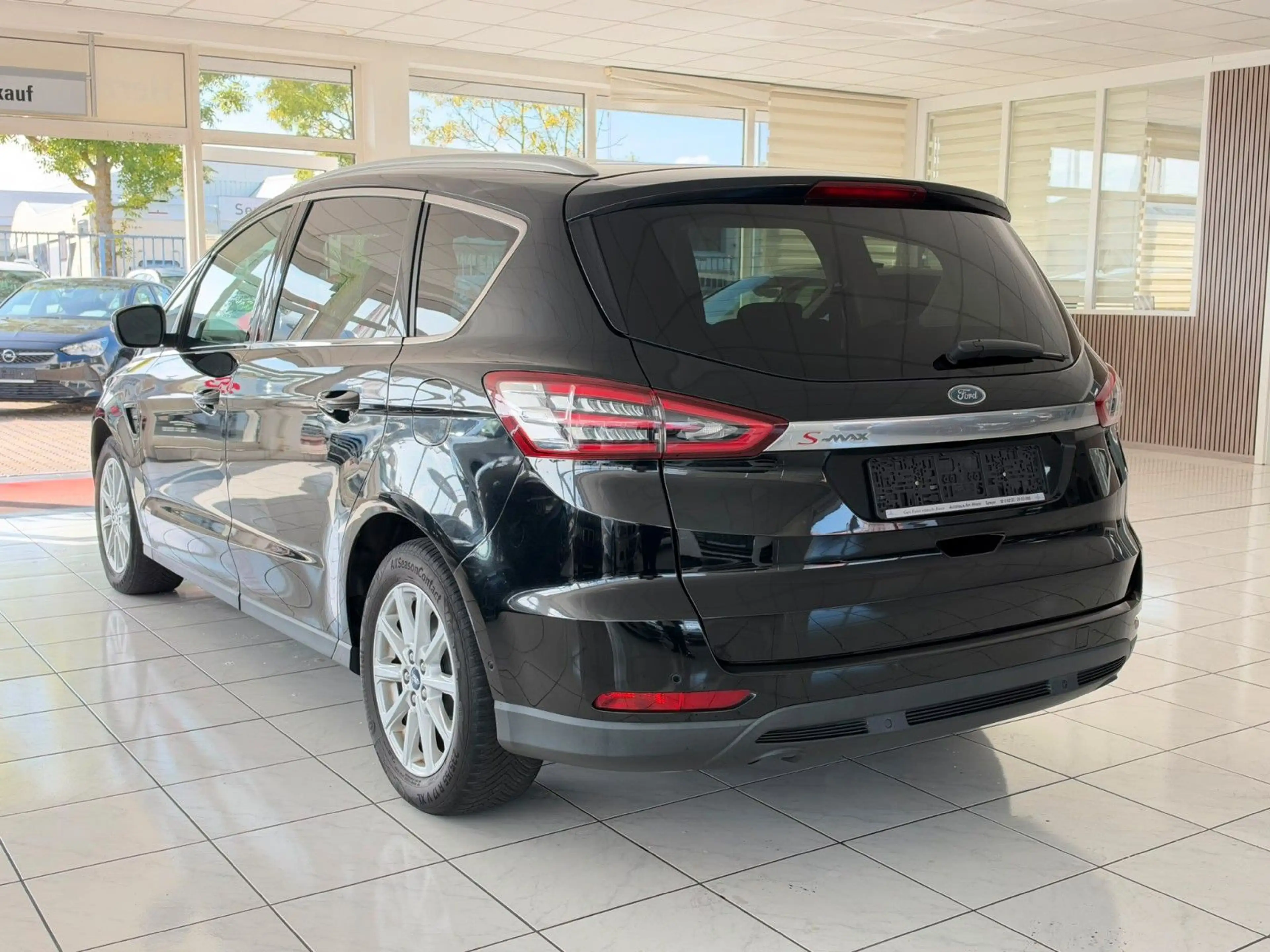 Ford S-Max Titanium+Scheckheft+7Sitze+KeylessGo+Sitzh — photo 4