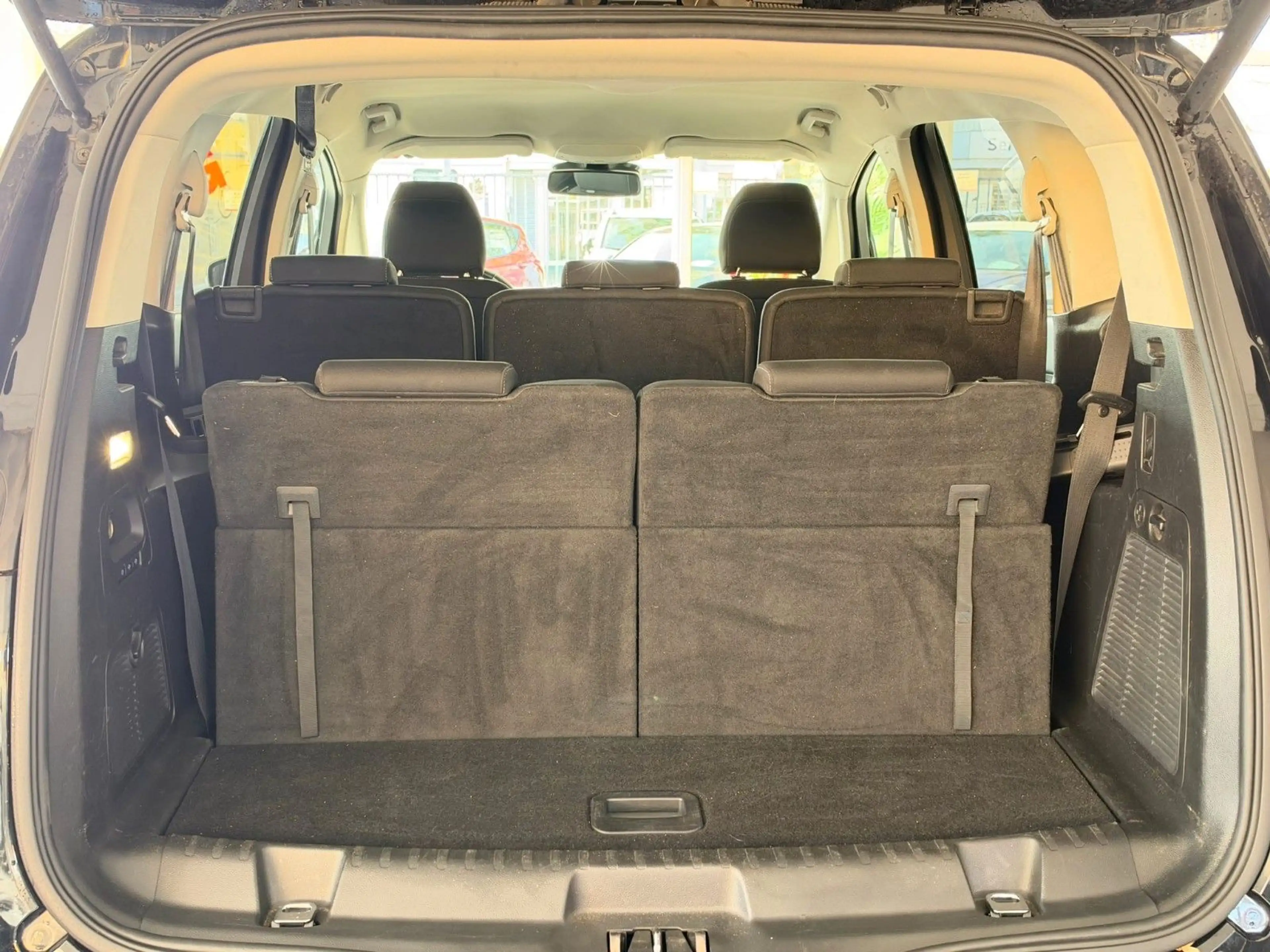Ford S-Max Titanium+Scheckheft+7Sitze+KeylessGo+Sitzh — photo 6