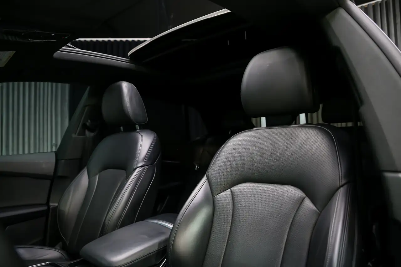 Audi Q8 снимка Audi Q8