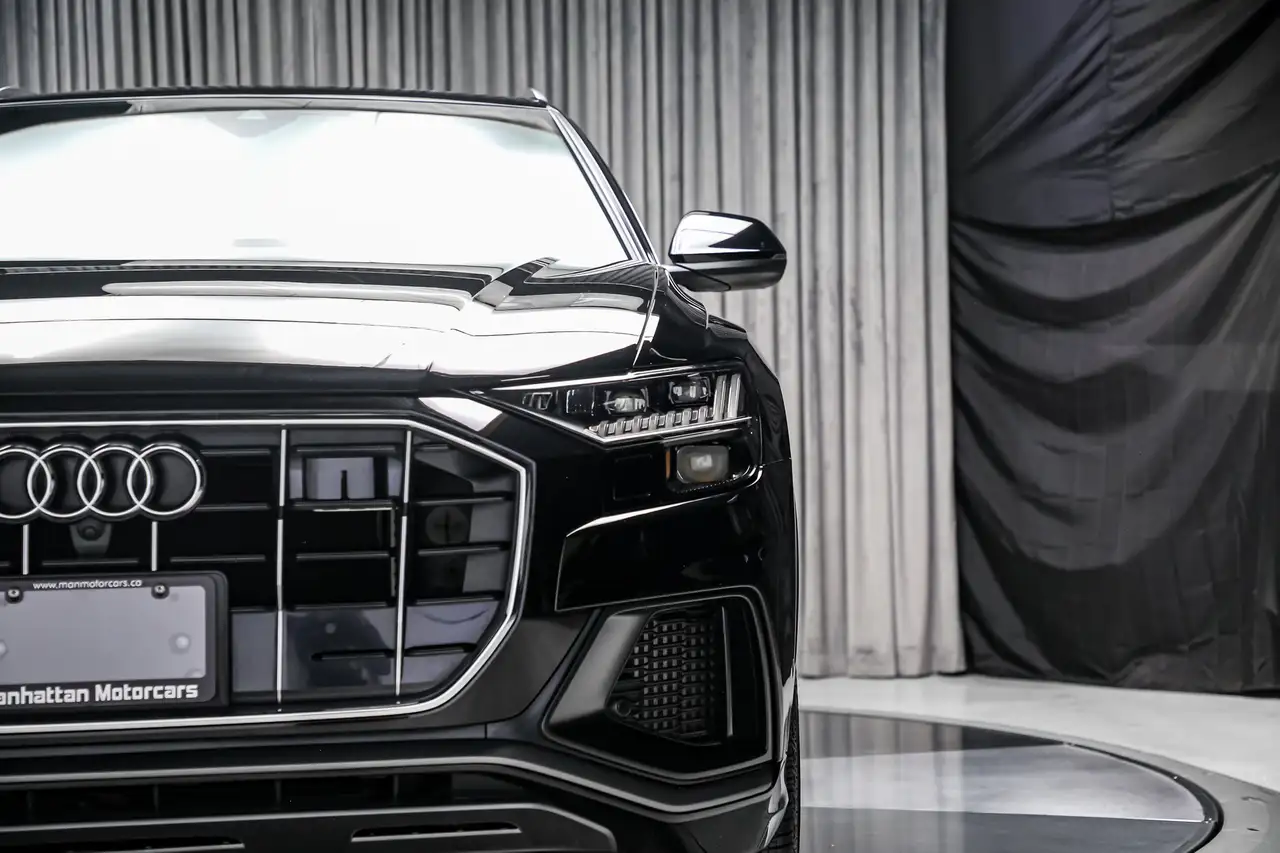 Audi Q8 снимка Audi Q8