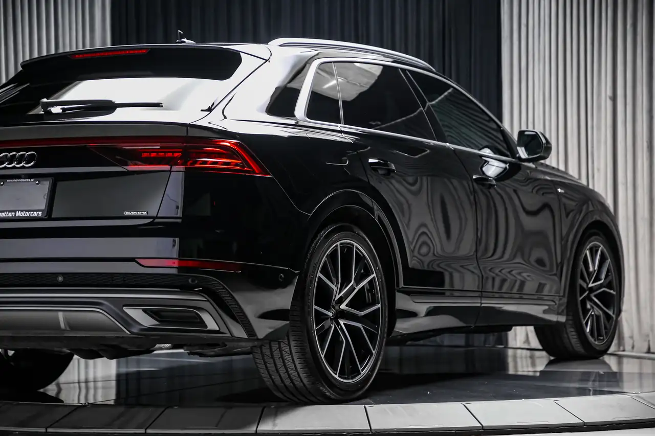 Audi Q8 снимка Audi Q8