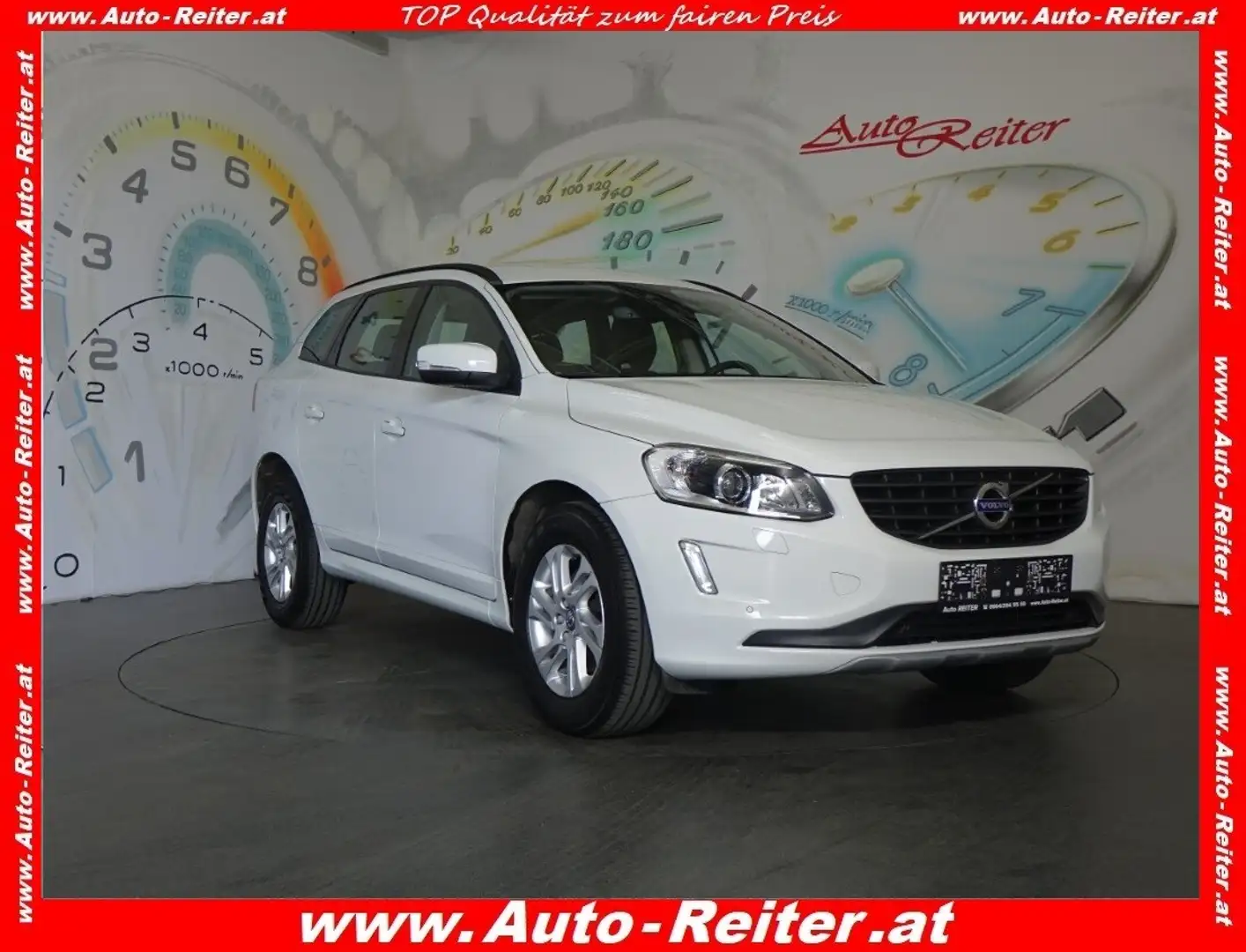 Volvo XC60 D3 Kinetic *SITZHEIZUNG, NAVI, TEILLEDER* Weiß - 1