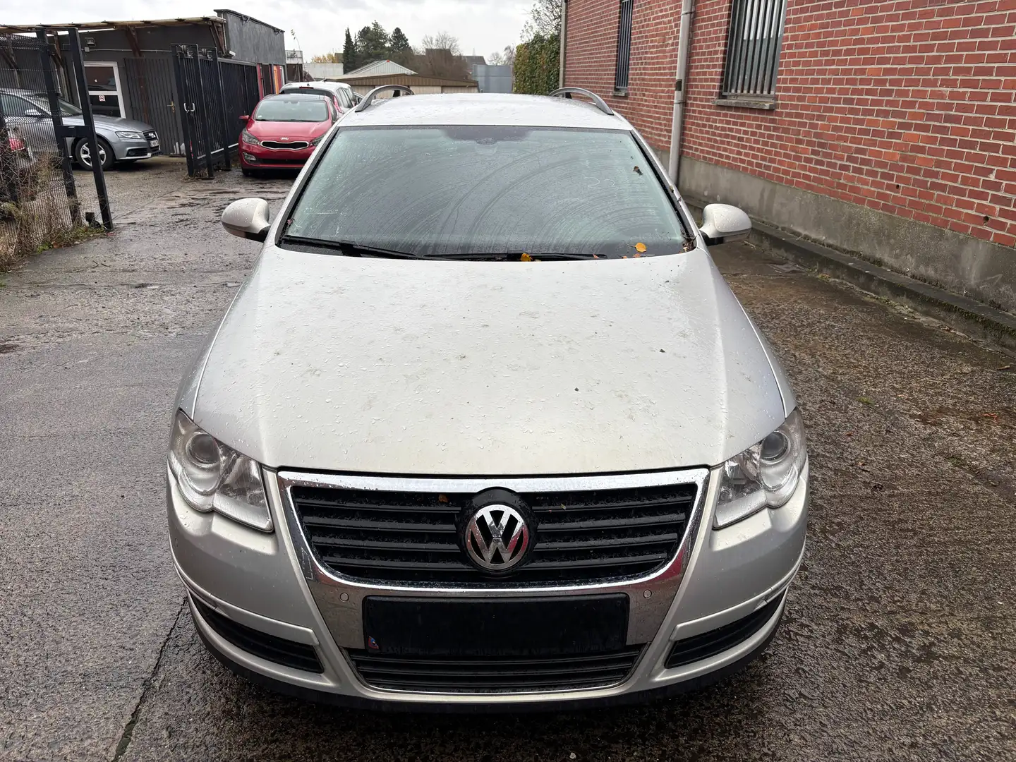 Volkswagen Passat 1.6 break one brief ! Grijs - 1