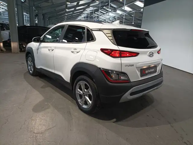 Hyundai Kona view 4