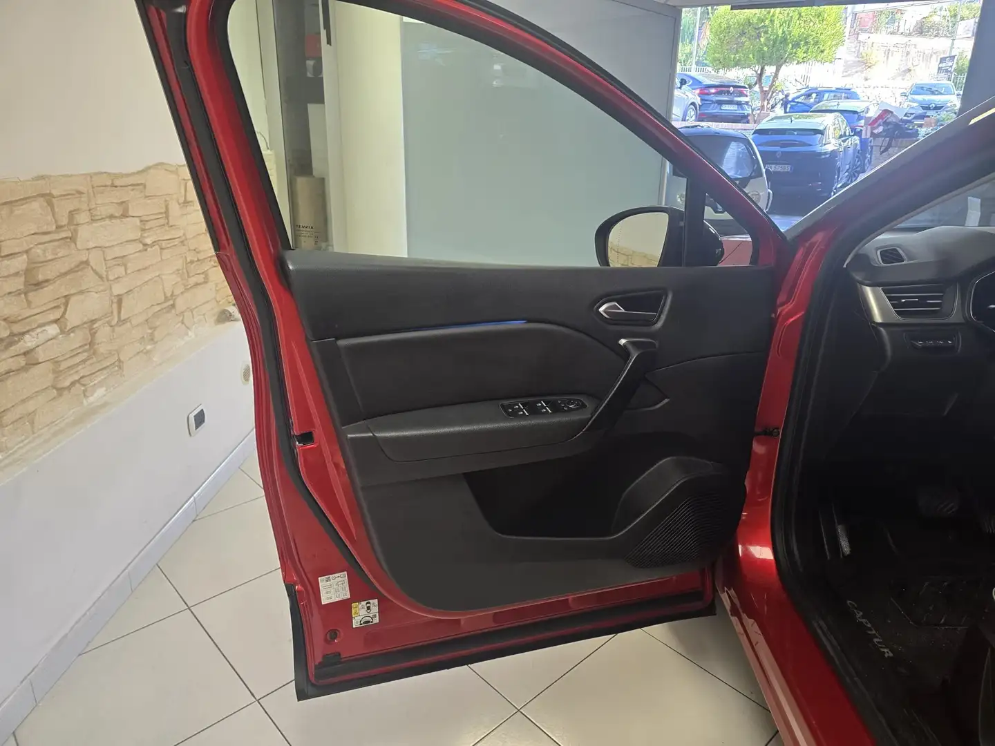 Renault Captur Captur 1.6 E-Tech phev Intens 160cv auto Rosso - 2