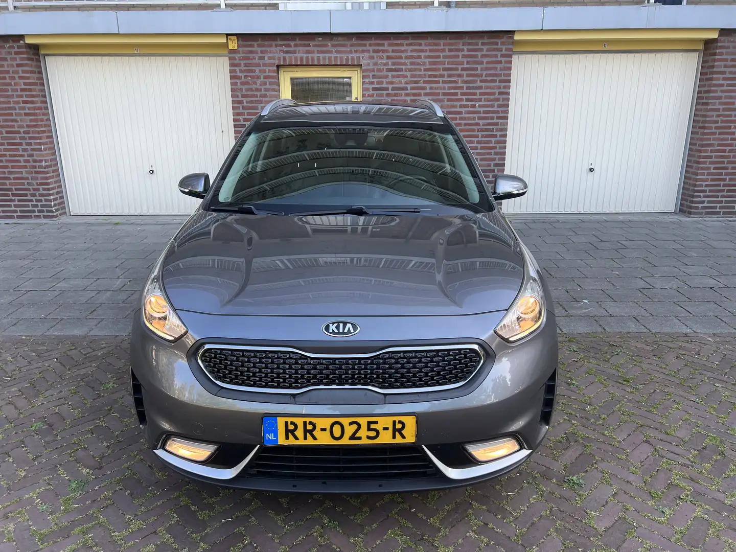 Kia Niro 1.6 GDI Hybrid DynamicLine - 2