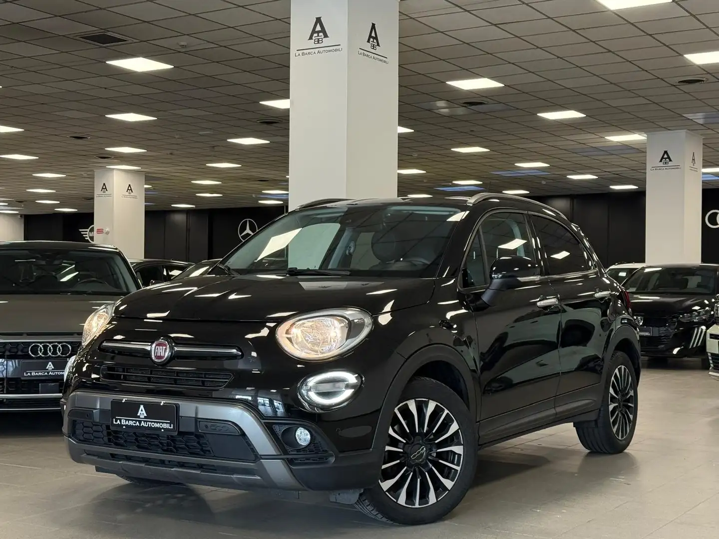 Fiat 500X 1.6 mjet Cross 130cv Zwart - 1