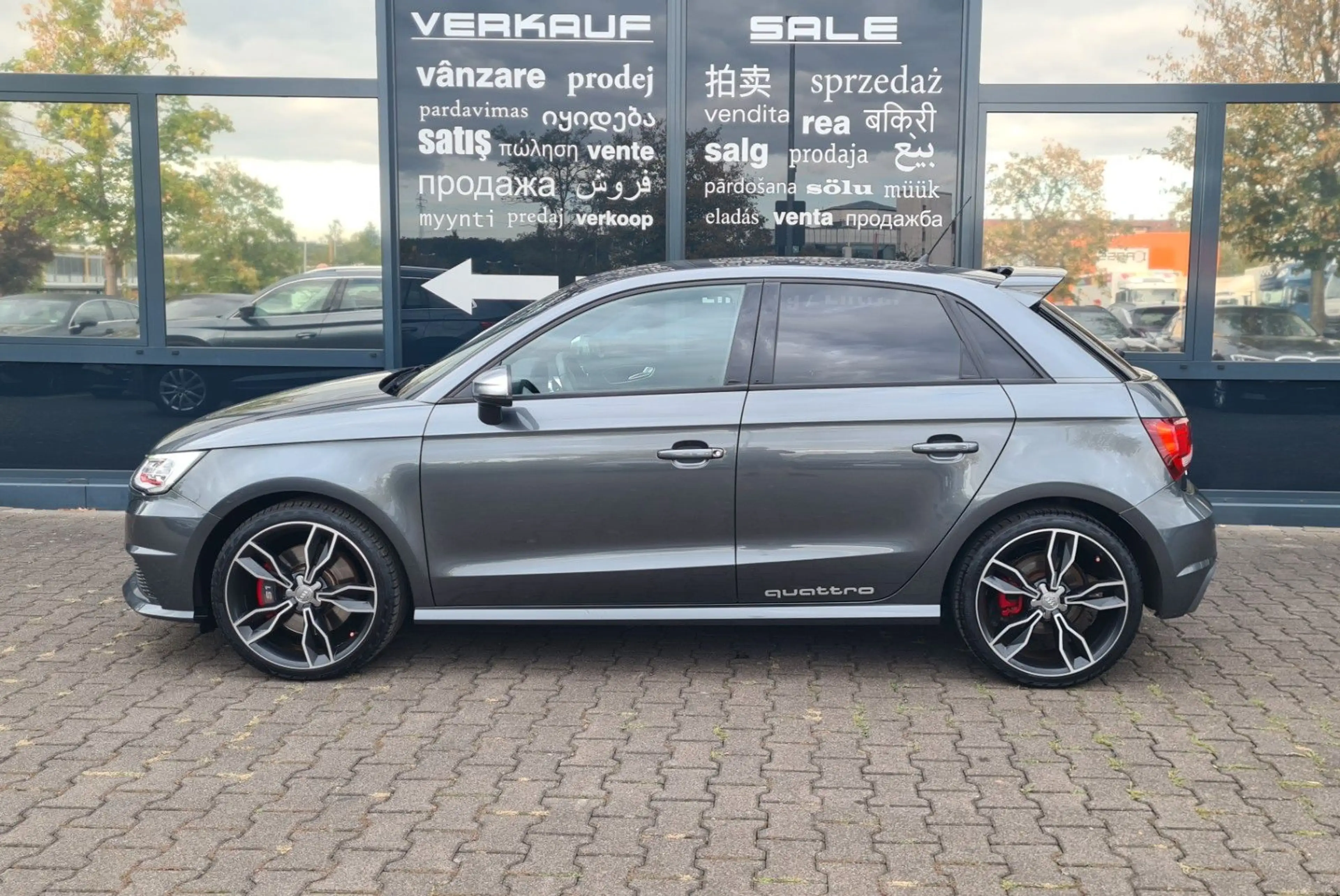 Audi S1 Sportback 2.0 TFSI quattro - NAVI - 8 x ALU - — photo 4