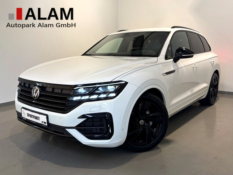 Volkswagen Touareg R-Line 4Motion ACC Lane Matrix RFK Side