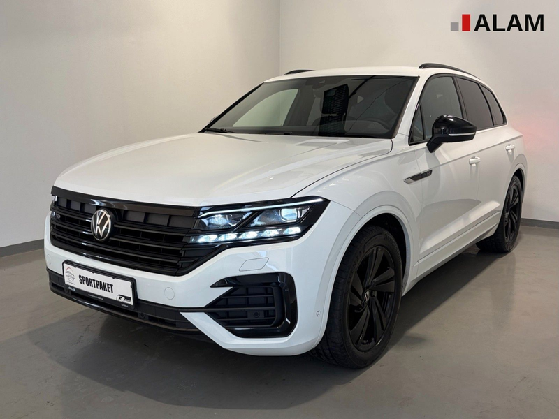 Volkswagen Touareg R-Line 4Motion ACC Lane Matrix RFK Side — photo 2