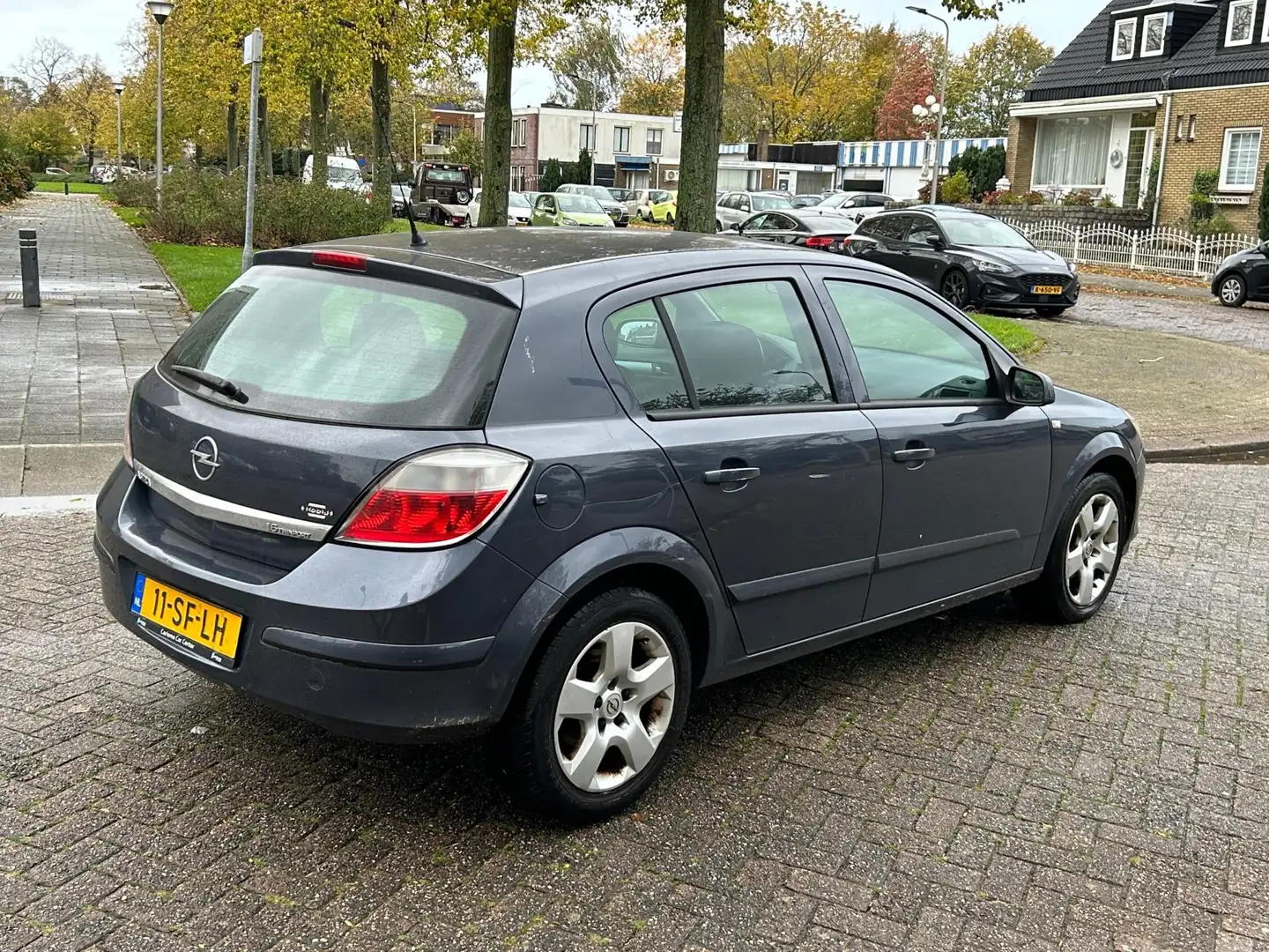 Opel Astra 1.6 Edition 2005! 5-deurs! Cruise control! Nap! Go Grijs - 2