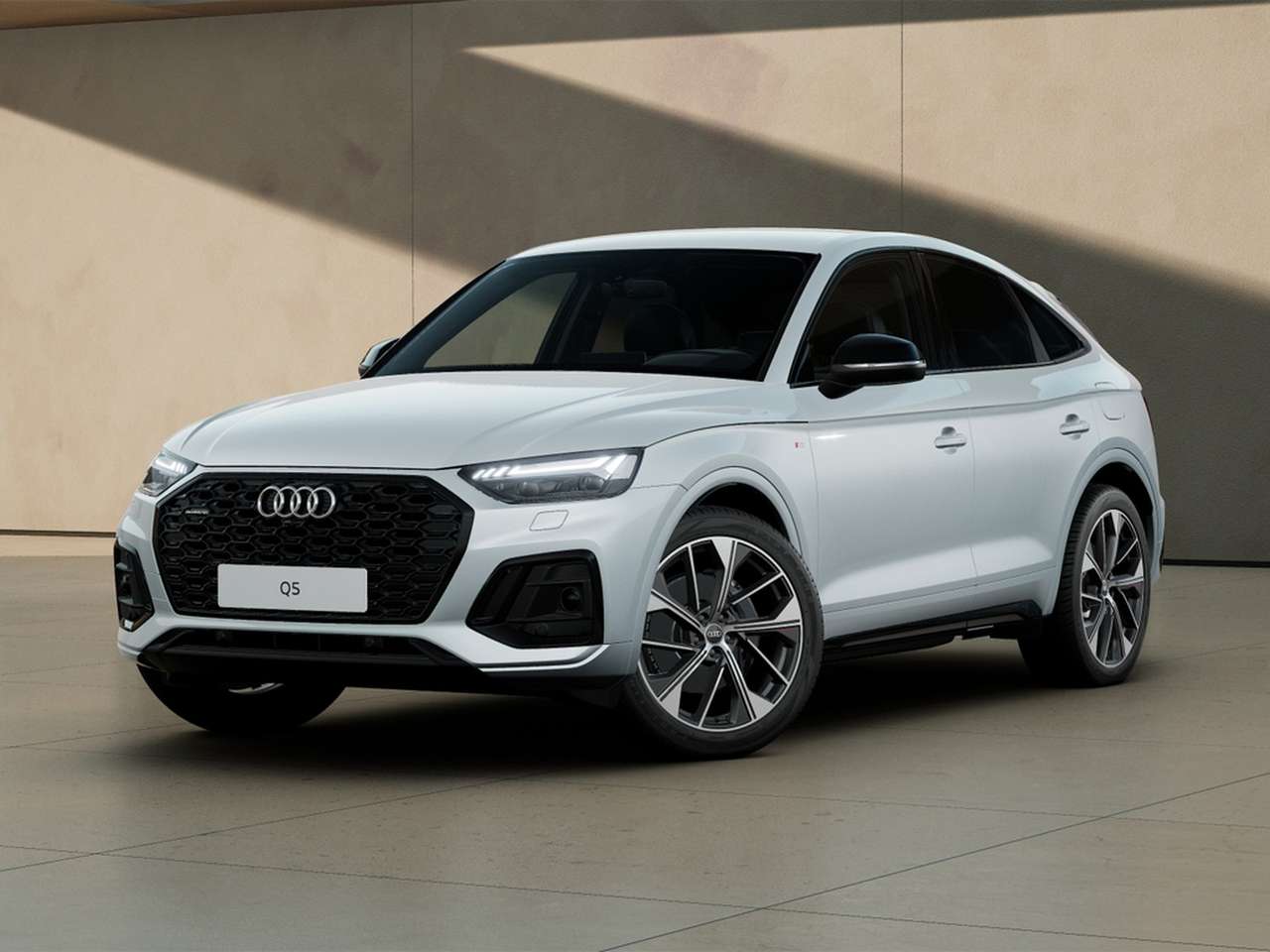 Audi Q5 sportback 55 2.0 tfsi e identity black quattro s-t