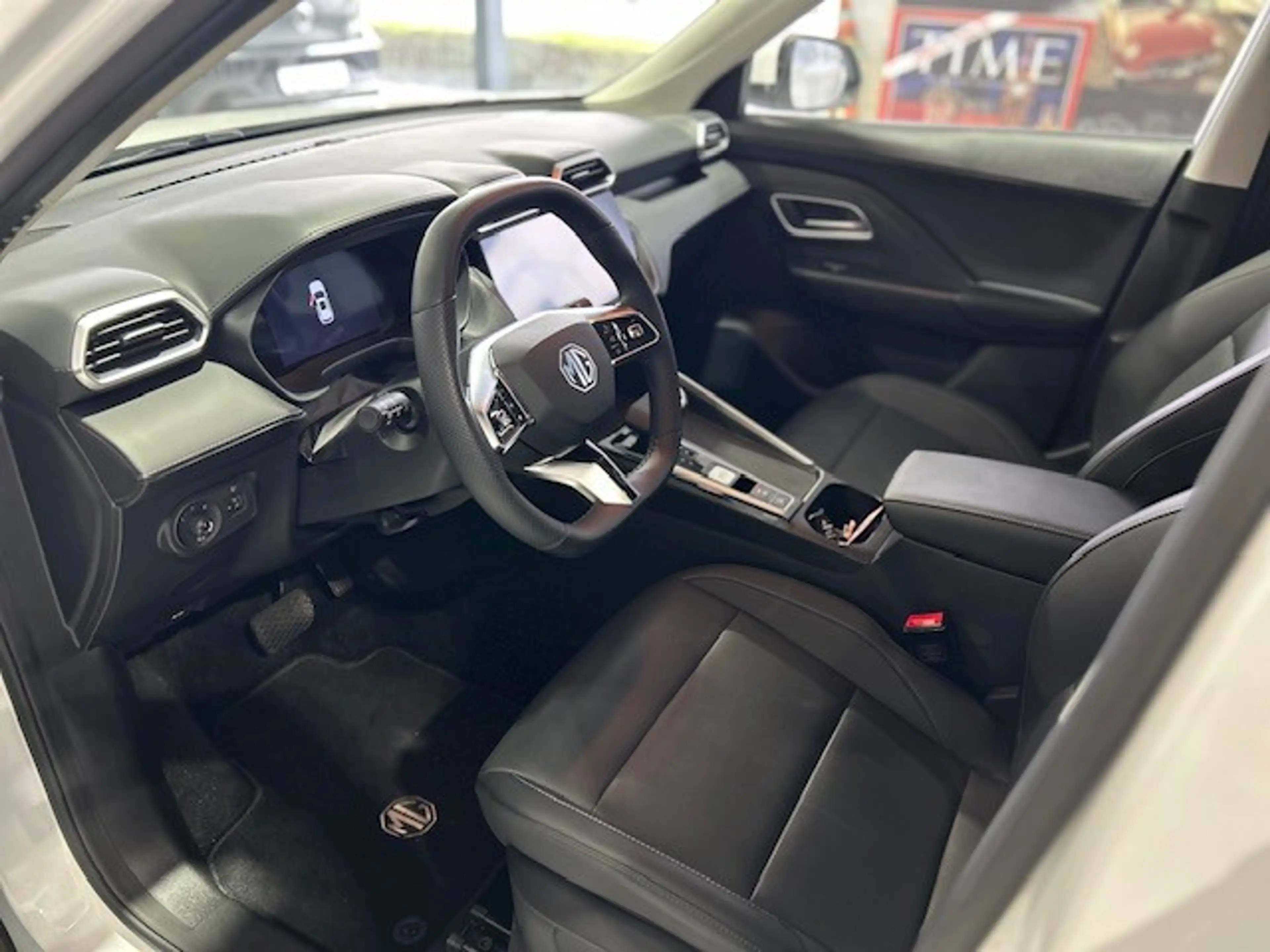 MG ZS Hybrid+ Luxury, slechts 8000km. — photo 5