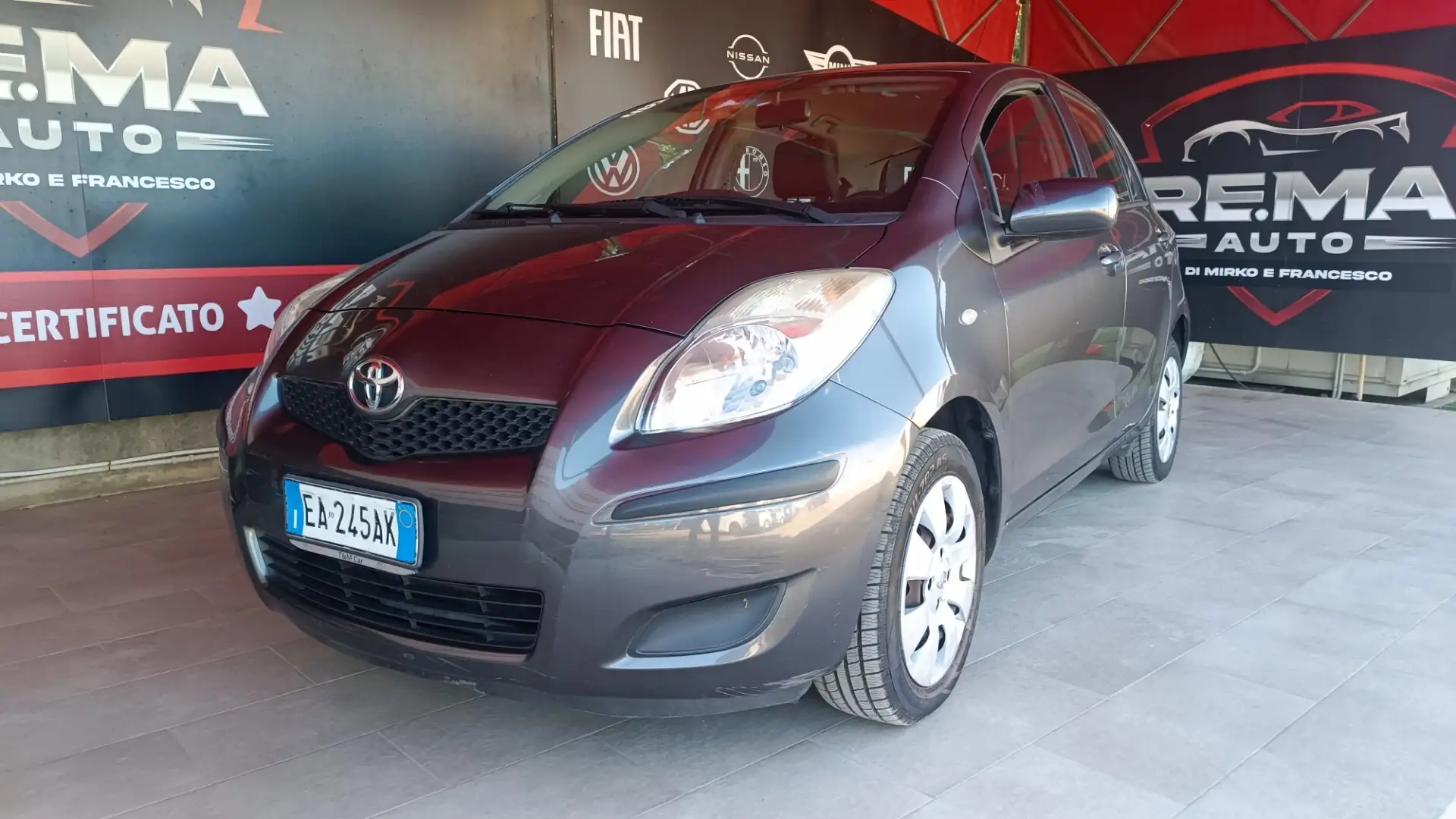 Toyota Yaris Yaris 1.0 5 porte Grigio - 1