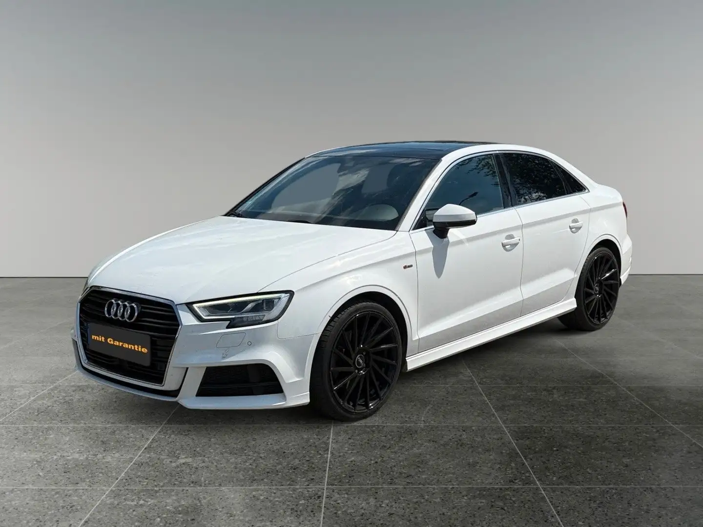 Audi A3 Limousine S Line 2.0-Automatik-Alcantara Wit - 1