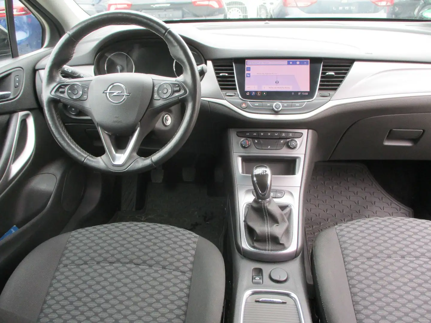 Opel Astra 1.2 Turbo NAVI SPURH SITZH TEMPOM PDC ALU Schwarz - 2