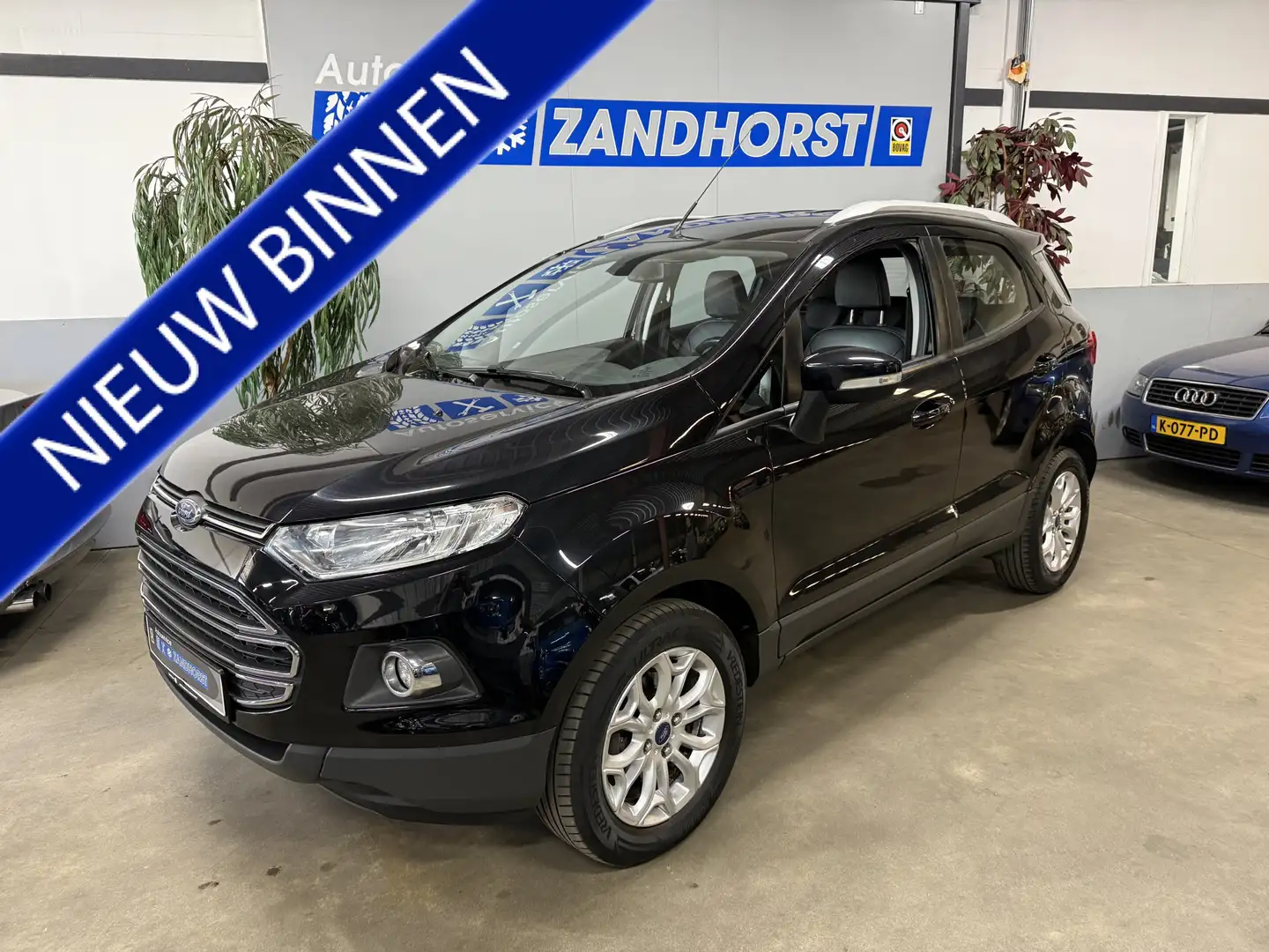 Ford EcoSport 1.0 EcoBoost Titanium Zwart - 1