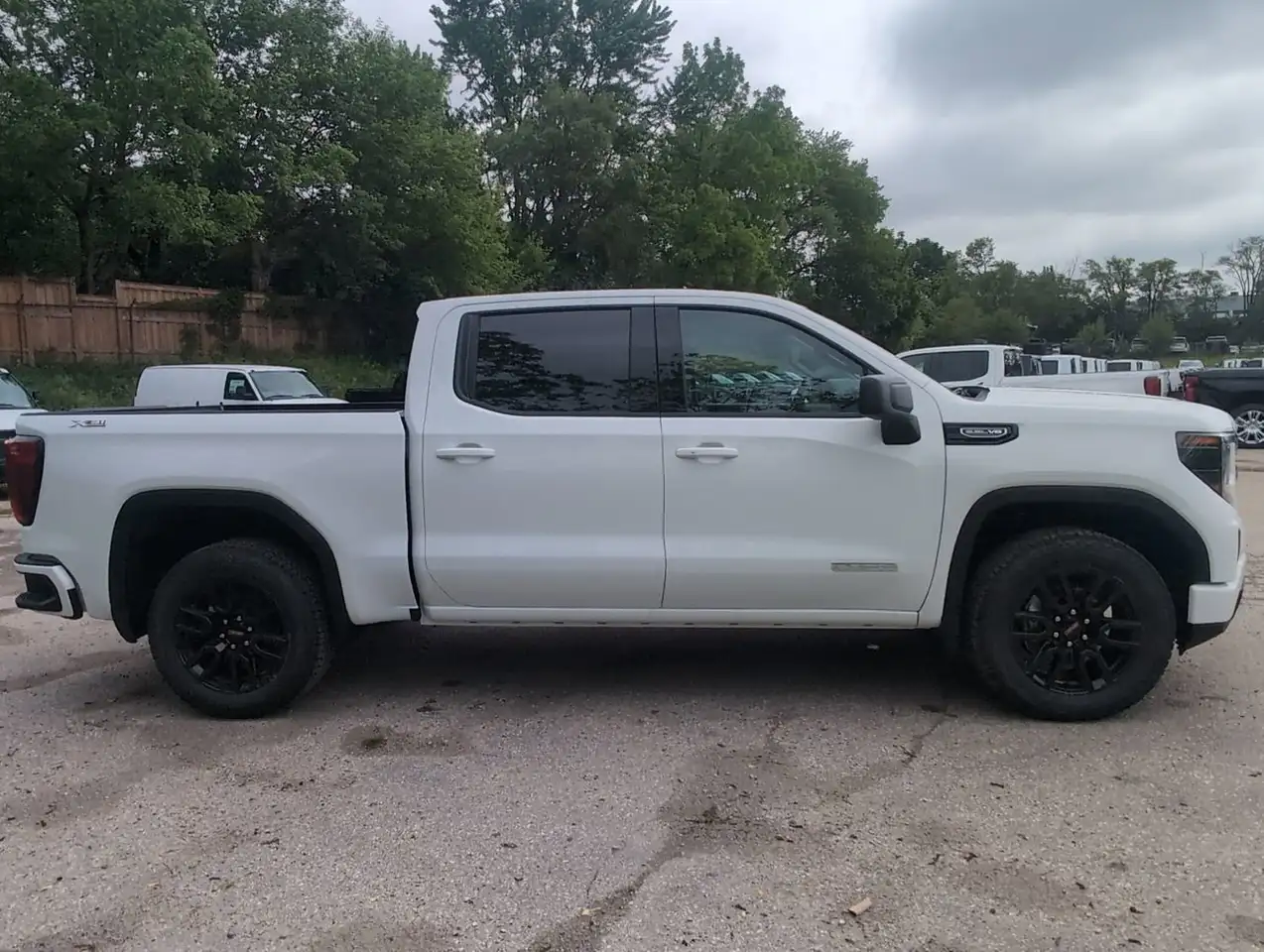 GMC Sierra 1500 снимка GMC Sierra 1500