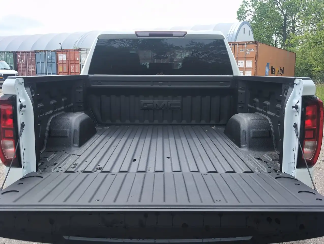 GMC Sierra 1500 снимка GMC Sierra 1500