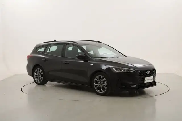 Ford Focus view 7