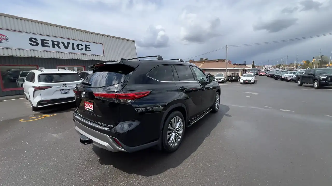 Toyota Highlander снимка Toyota Highlander