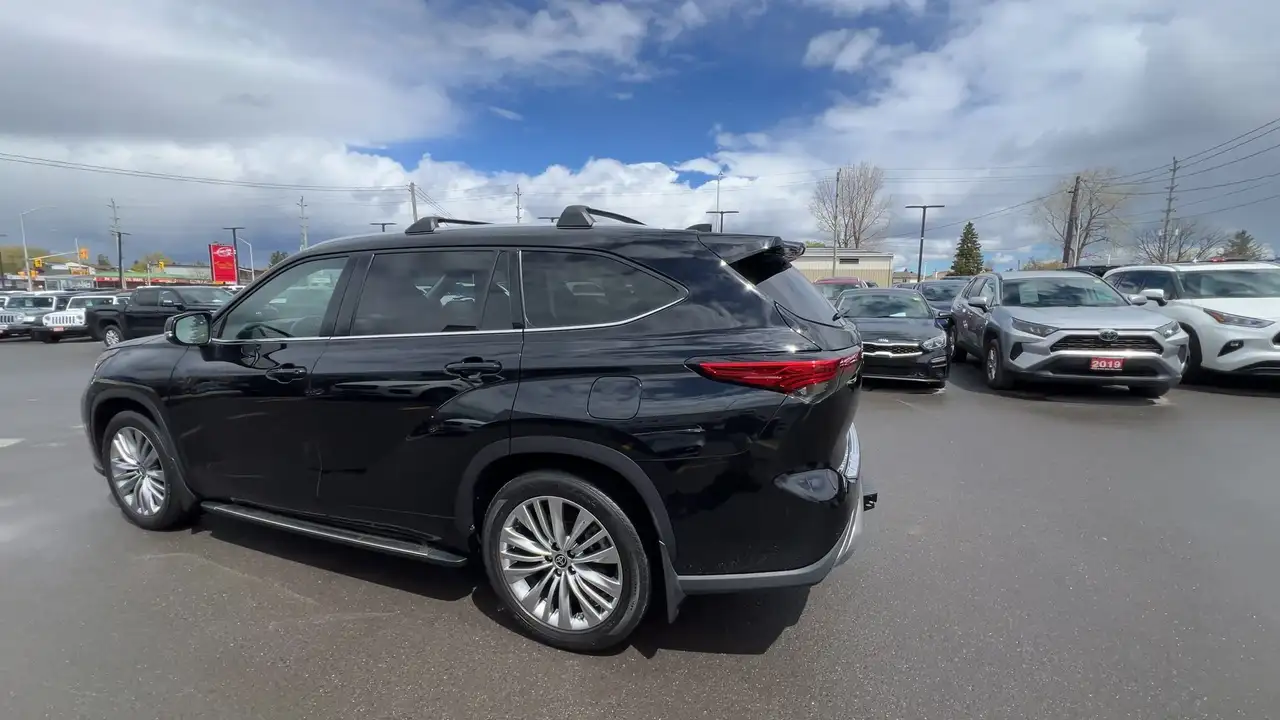 Toyota Highlander снимка Toyota Highlander
