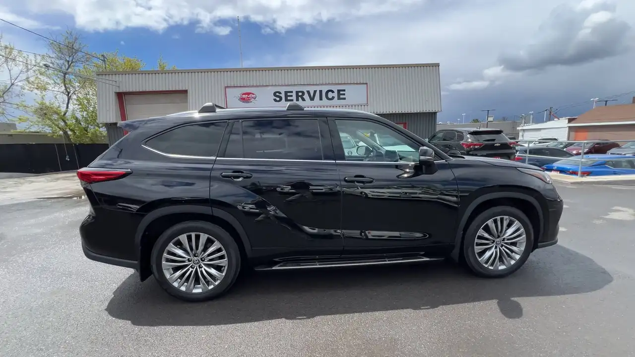 Toyota Highlander снимка Toyota Highlander