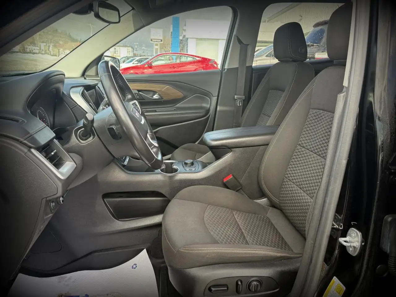 GMC Terrain снимка GMC Terrain