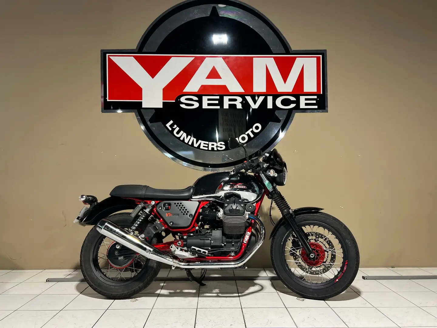 Moto Guzzi V 7 Gris - 2