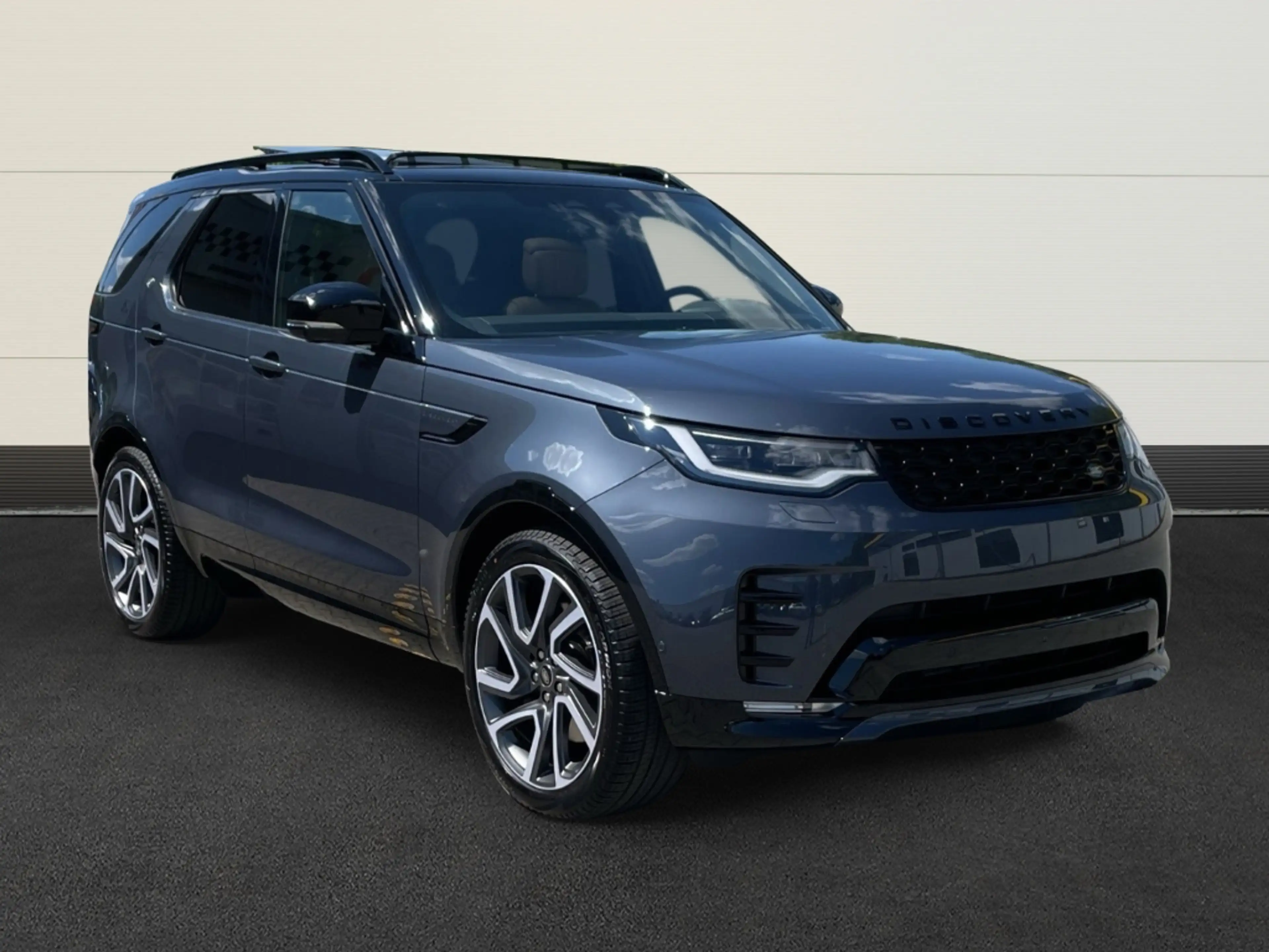 Land Rover Discovery D350 Dynamic HSE+7-Sitzer+St.Hzg.+AHK+Pano — photo 6