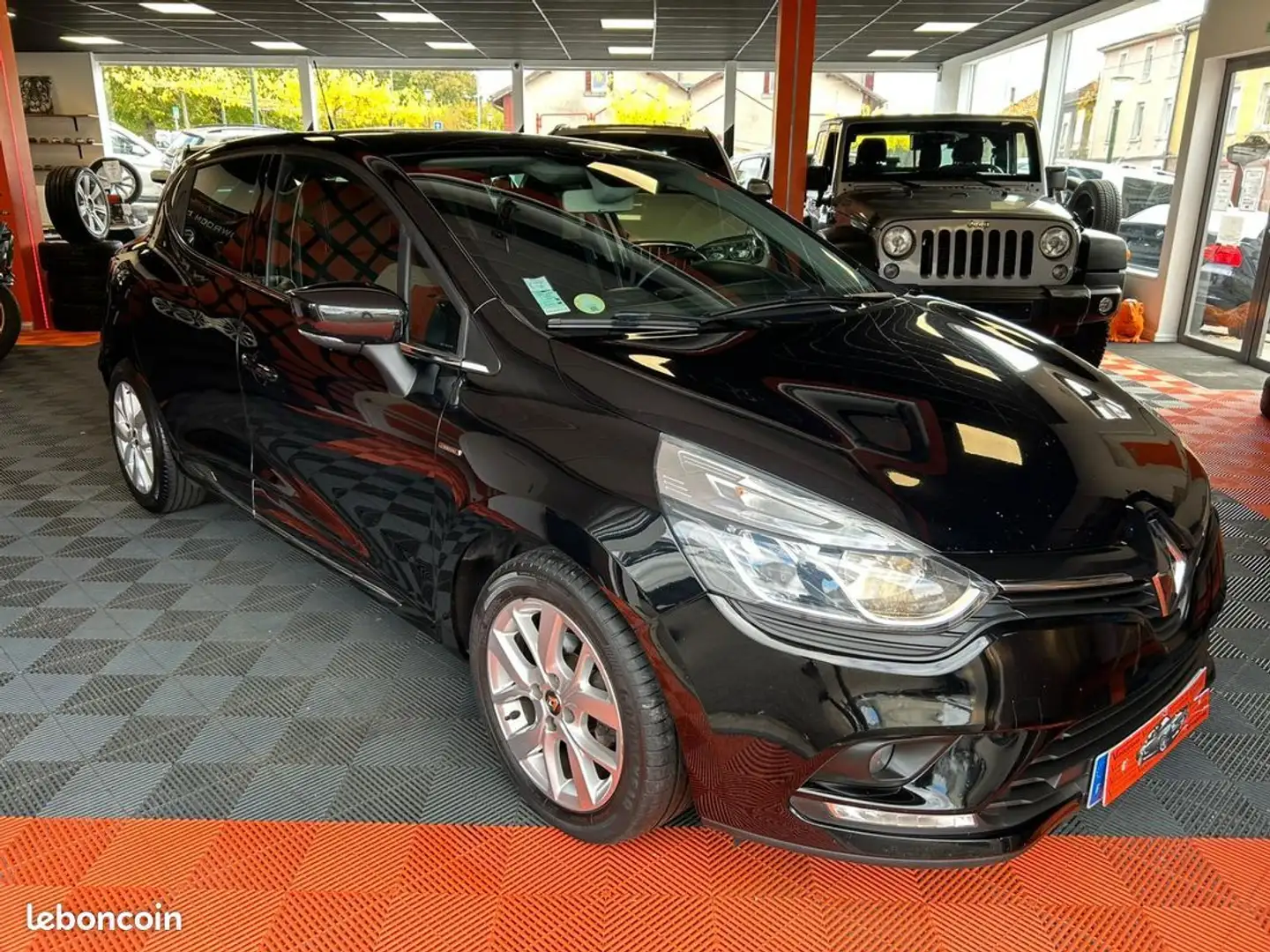 Renault Clio IV Pack LIMITED 1.5 DCI 16V 90 cv Garantie 12 mois - 1