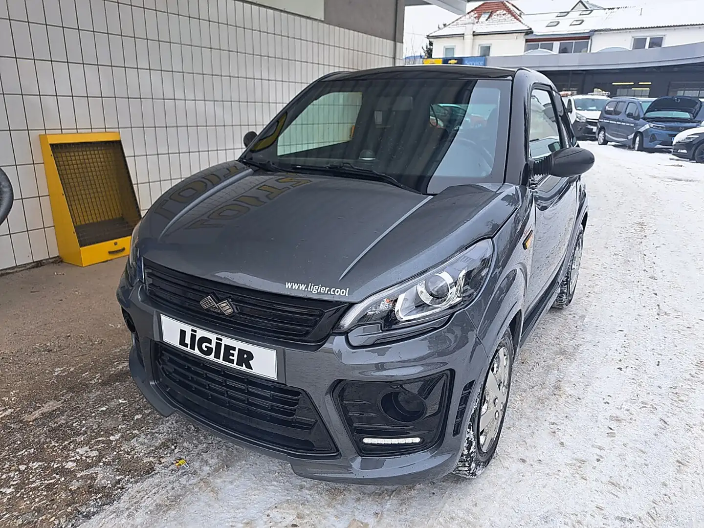 Ligier JS 50 Grau - 2