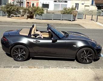 ST SKYACTIV-G 2.0 Kazari