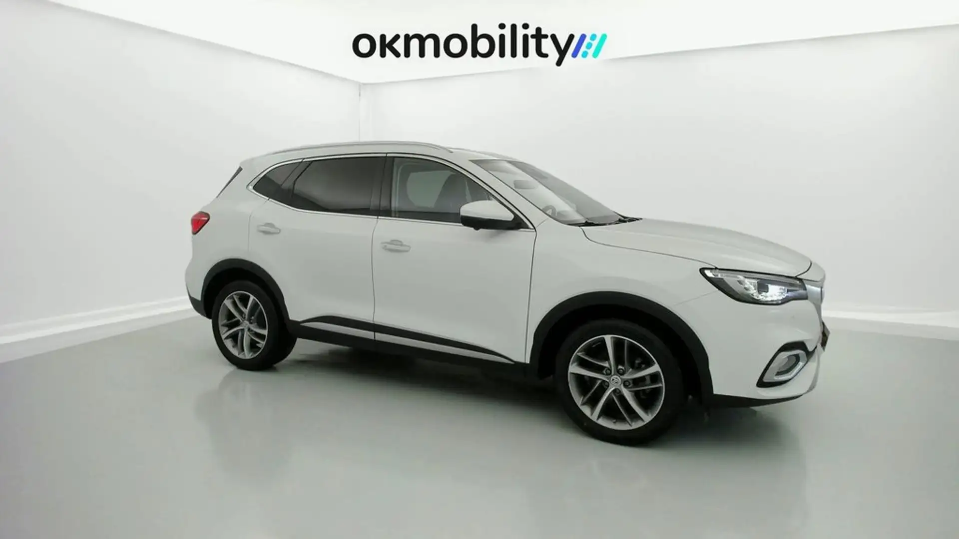 MG HS 1.5 T-GDI Luxury Blanco - 2