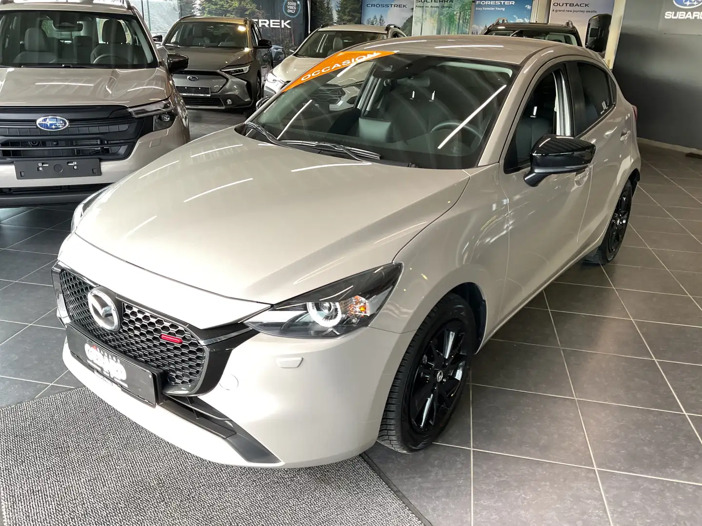 Mazda 2 2 1.5i Skyactiv-G Homura Gris - 1