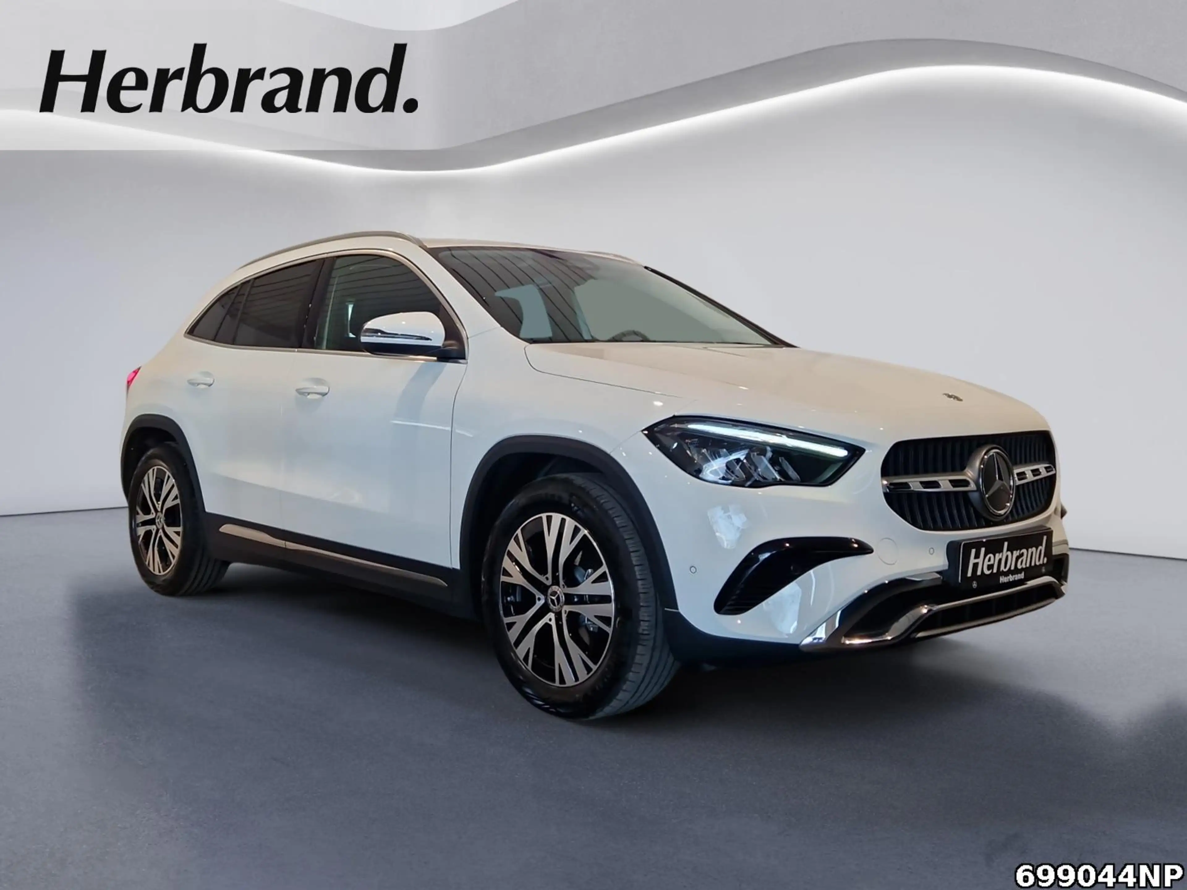 Mercedes-Benz GLA 180 d Progressive AHK Kamera Lenkradhzg LED — photo 2