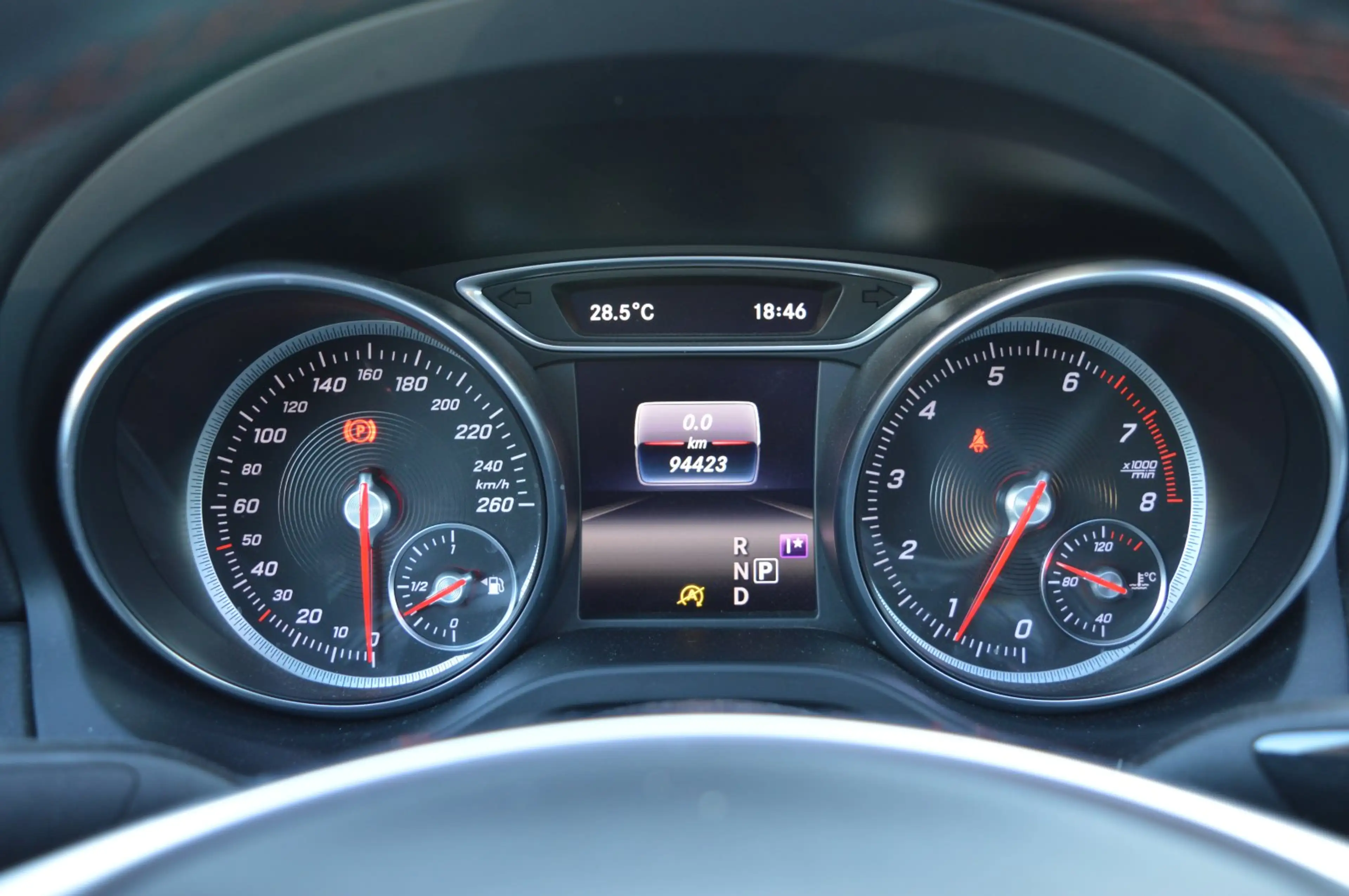 Mercedes-Benz CLA 220 4Matic Coupe 7G-Tronic AMG Line Pano/LED/Navi/Soun — photo 11