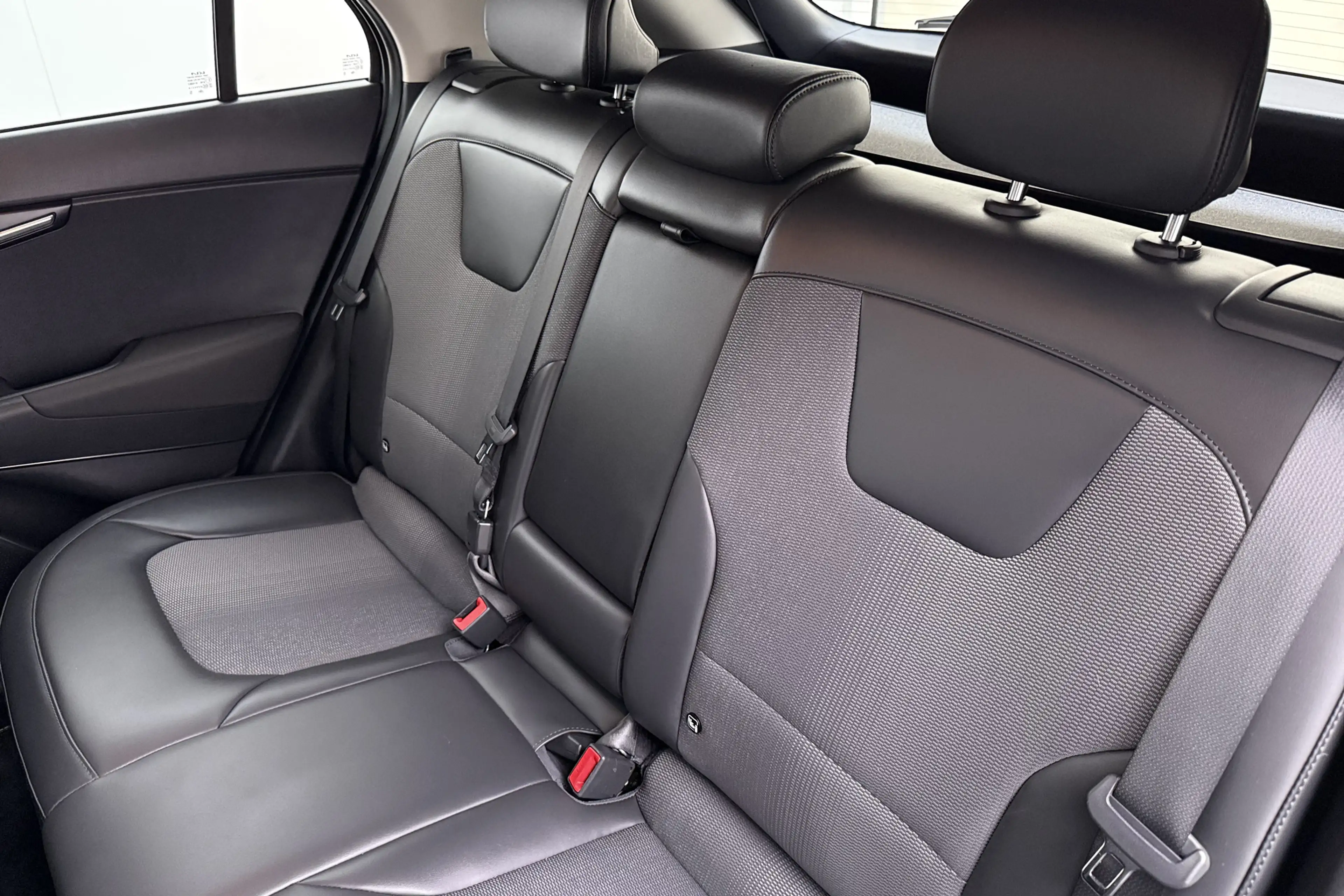 Kia e-Niro DynamicLine 64.8 kWh 3-Fase (98% SOH) Adapt. Cruis — photo 12