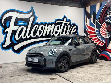 1.5i*AUT*PANODAK*HARMAN/K*ADAP-CRUISE*LED*