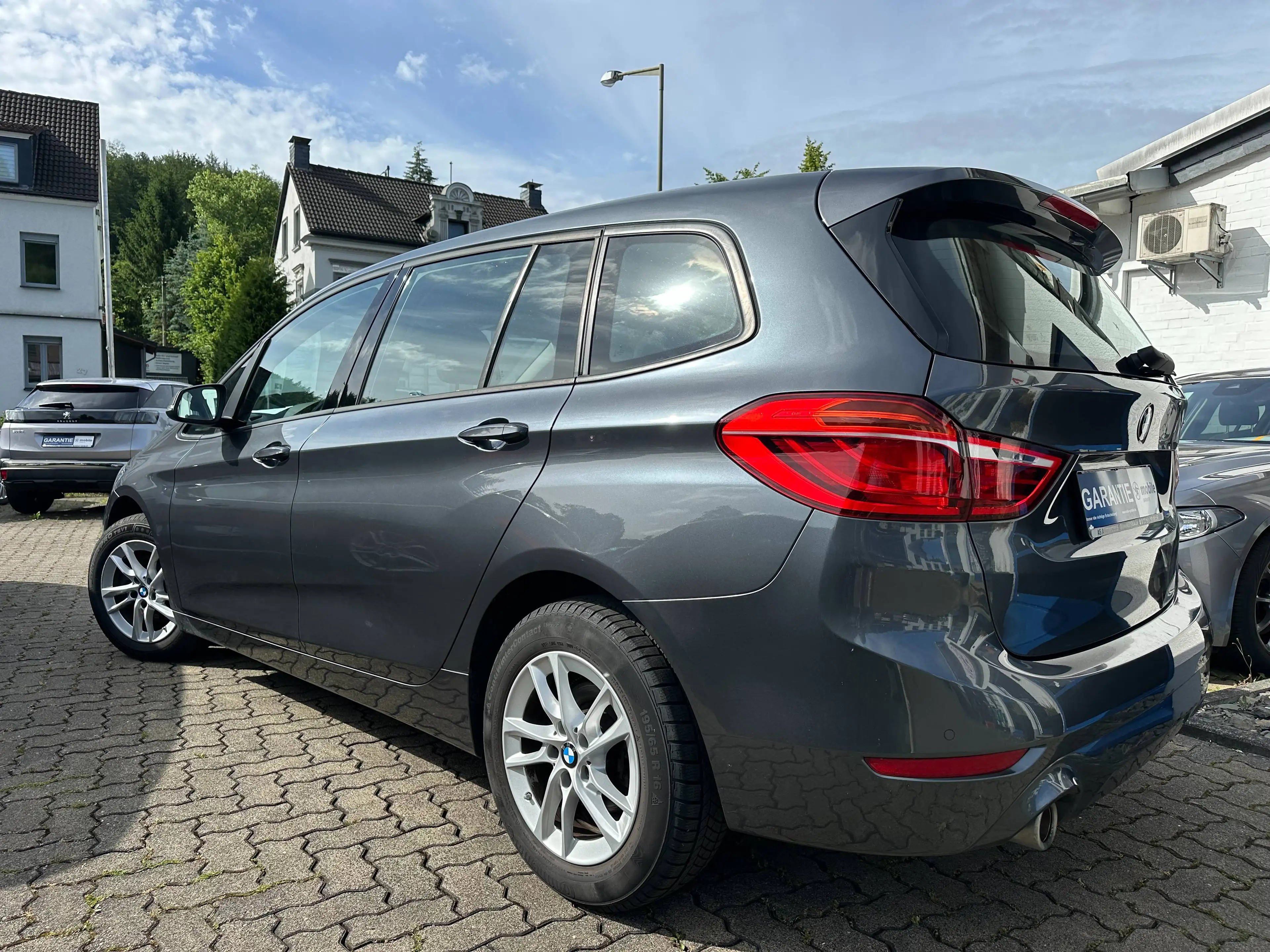 BMW 216 d Gran Tourer Advantage+2. HAND+NAVI+6 GANG+KLIMATRONIK+PDC+SHZ+TEMPOMAT+EURO 6+TÜV:NEU — photo 3