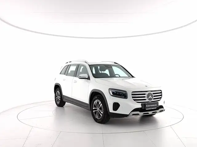 Mercedes-Benz GLB view 7