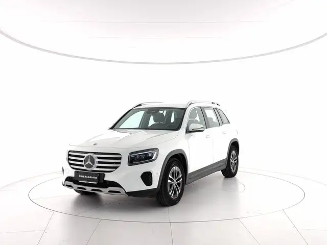 Mercedes-Benz GLB main image