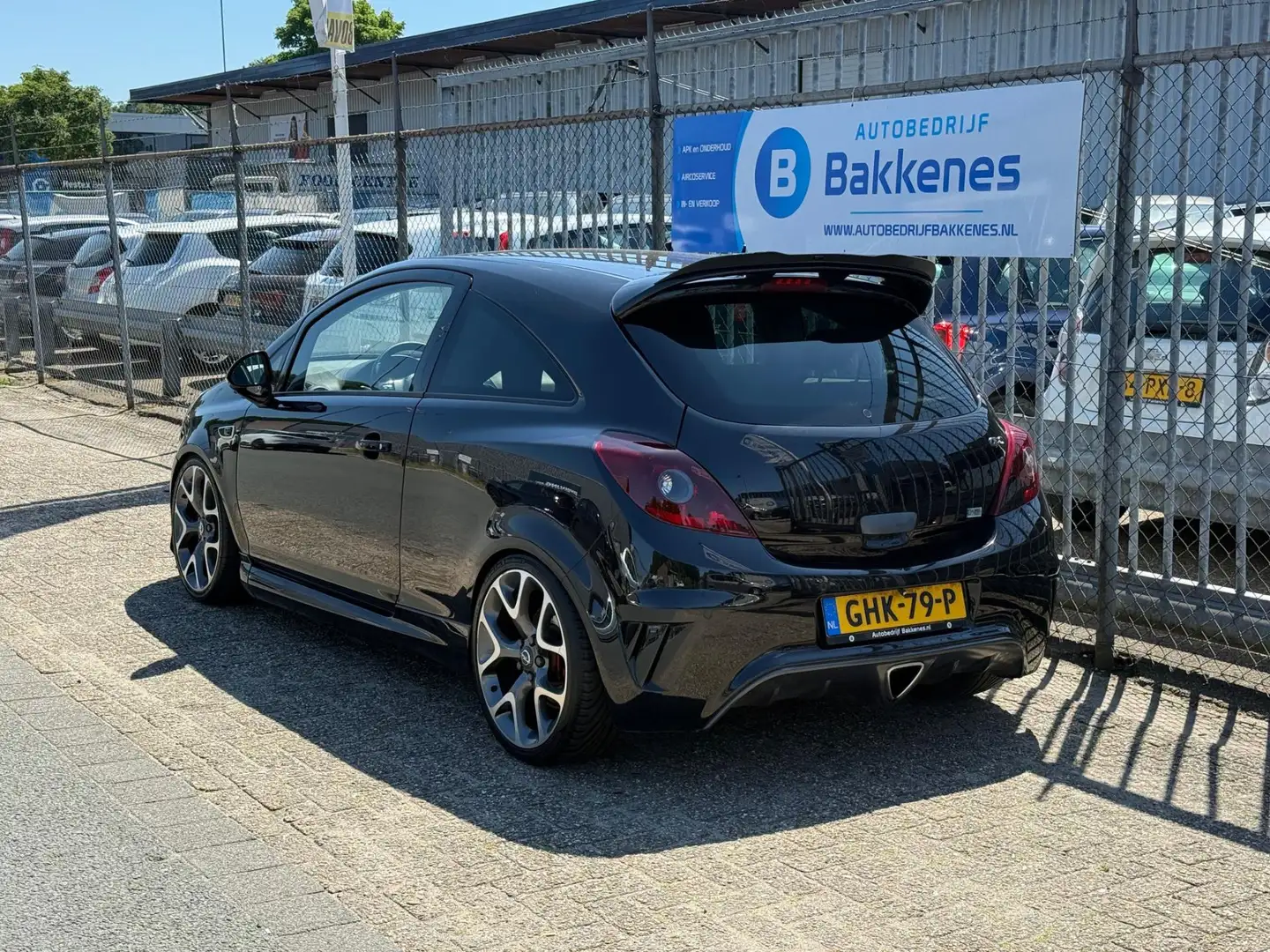 Opel Corsa 1.6-16V Turbo OPC | Recaro | Schaalstoel | Maxton Zwart - 2