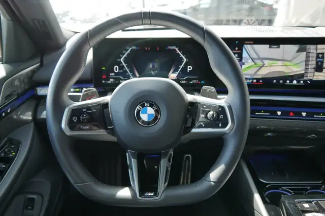 BMW 540 d xDrive *M-Paket Pro/AHK/M-Sitze/Standhzg./Adapt Fahrwerk Prof./B&W Sound/Sitzlüftung* Ansicht 17