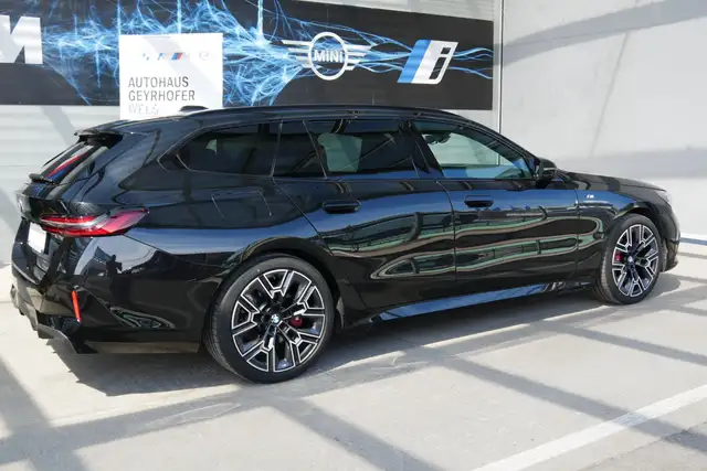 BMW 540 d xDrive *M-Paket Pro/AHK/M-Sitze/Standhzg./Adapt Fahrwerk Prof./B&W Sound/Sitzlüftung* Ansicht 34