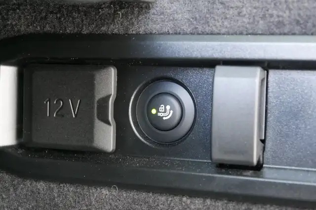 BMW 540 d xDrive *M-Paket Pro/AHK/M-Sitze/Standhzg./Adapt Fahrwerk Prof./B&W Sound/Sitzlüftung* Ansicht 26