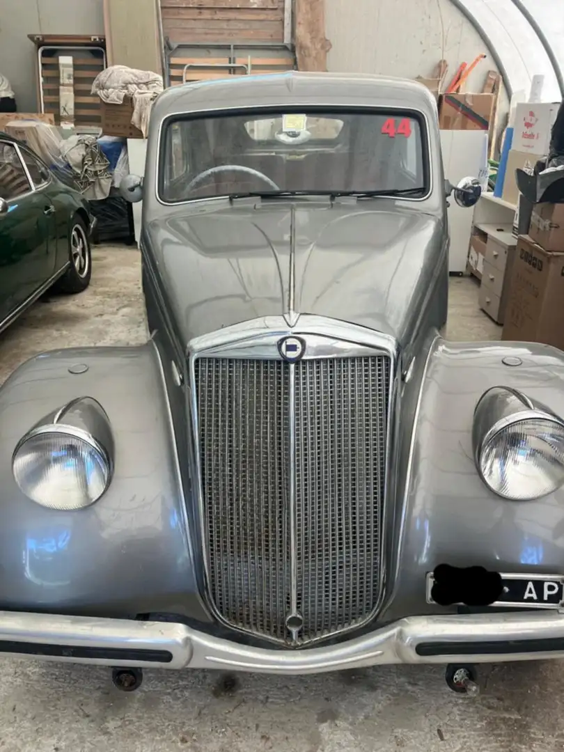 Lancia APRILIA 1500 Grey - 1
