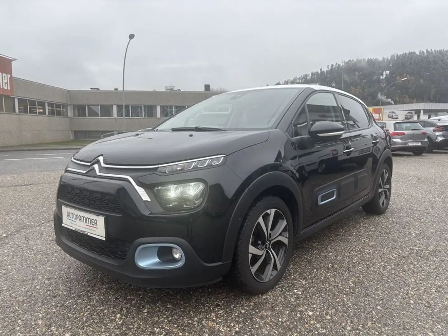 Citroen C3 PureTech 110 Elle Schwarz - 1